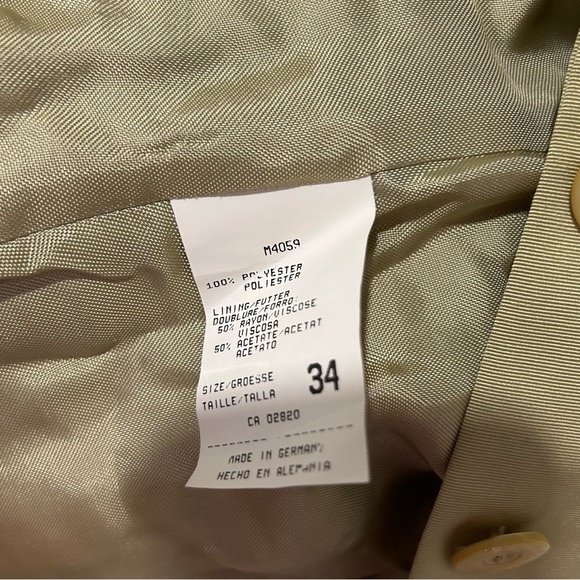 Vintage Mondi Women's Blazer in Olive Green Size 34
80s blazer 90s blazers - Picture 4 of 5